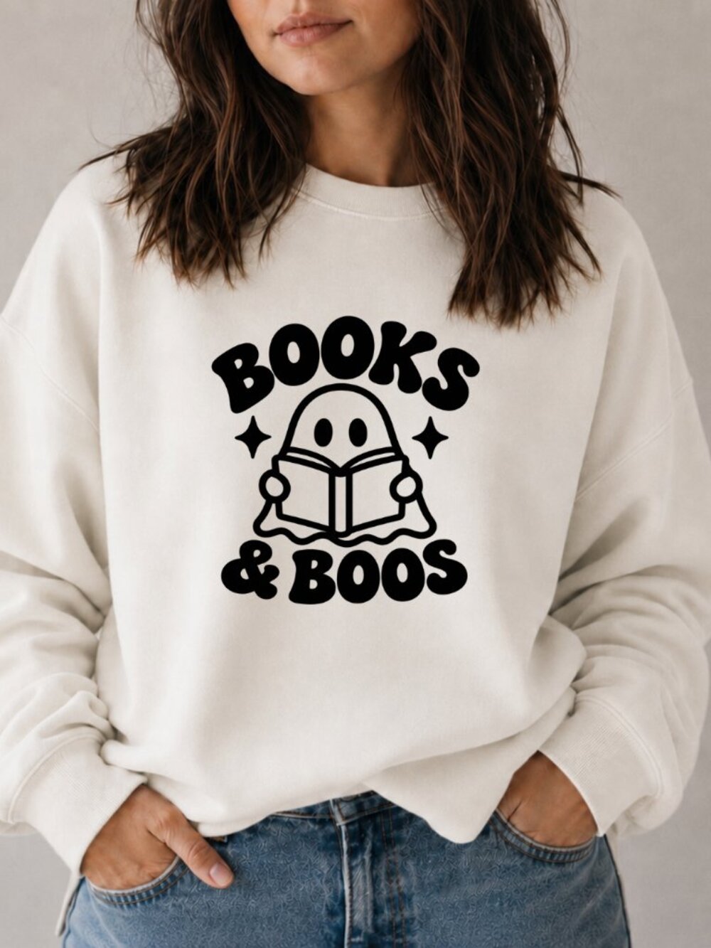 Books and Boos Ghost Reading Halloween Graphic Crewneck Sweatshirt in White